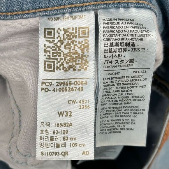 Levi’s Mid Length Cuffed Denim Shorts Size 32 - Picture 5 of 5